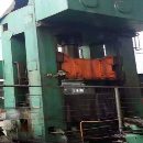 []出售2000年快速油压机RZU400吨